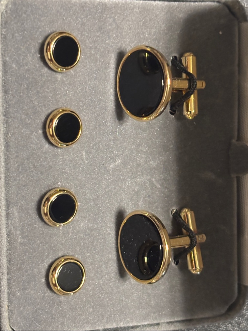 Emanuel Ungaro Black and Gold Round Cufflinks with Matching Studs - Picture 3 of 13